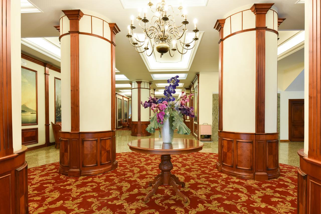 Hotel Belvedere Brăila Extérieur photo