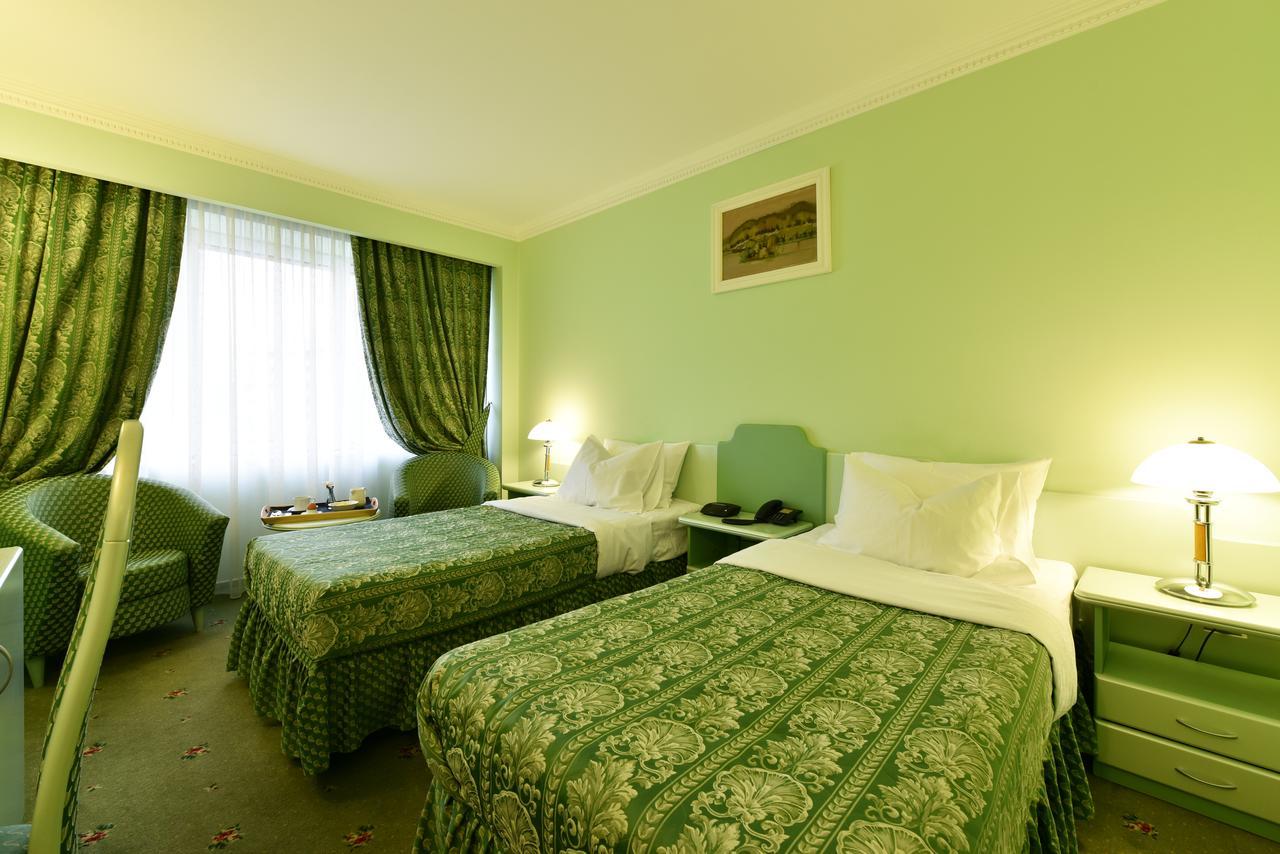 Hotel Belvedere Brăila Extérieur photo
